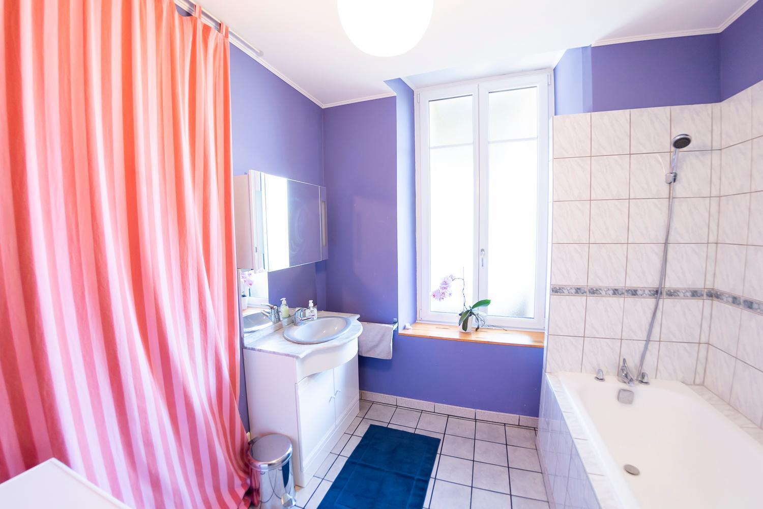 L'Enchantraine - Gite Tout Confort Et Tarif Tout Inclus - Appartement Spacieux Et Accueillant Sur Épinal Exteriér fotografie